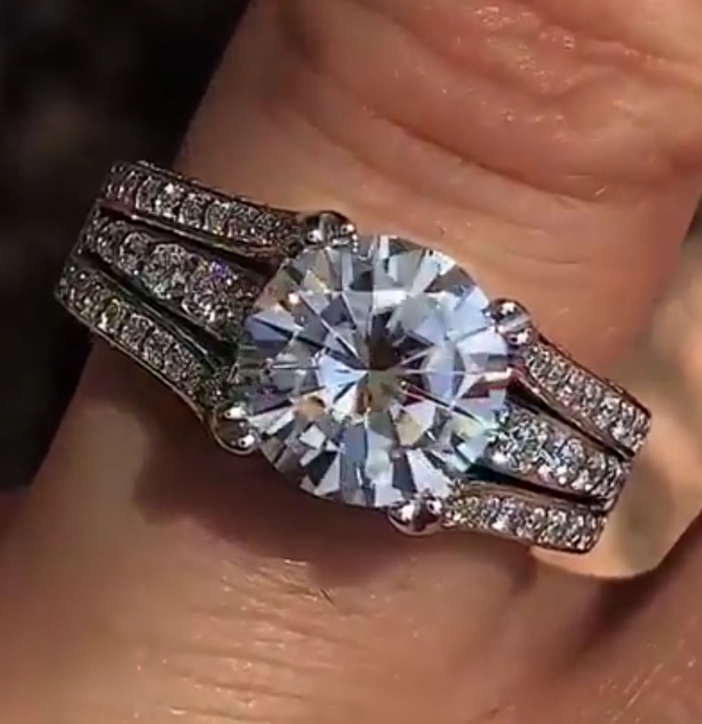 Personalizado sólido 14k ouro  - Moissanite Engagement Ring 1 Carat avaliação e preço