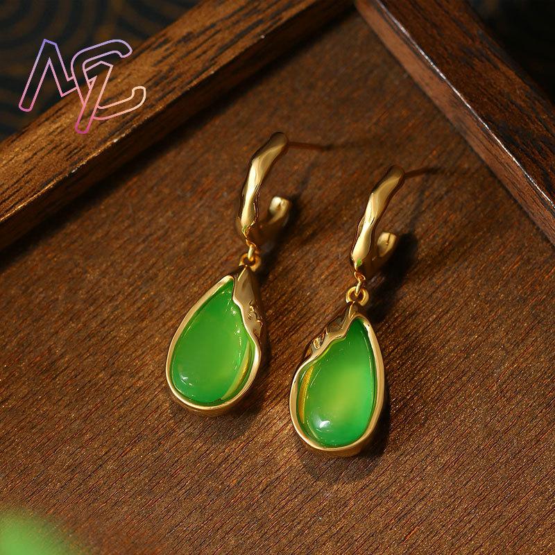 Brincos de Gota de Água em Jad - Earrings avaliação e preço