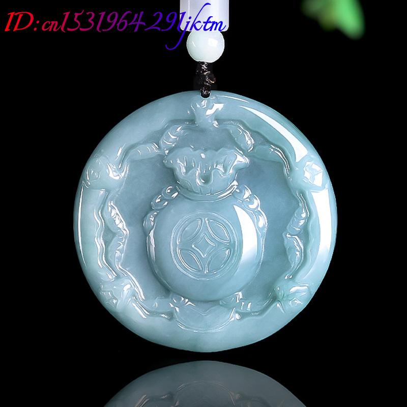 Colar com Pingente de Jadeíta  - Necklaces avaliação e preço