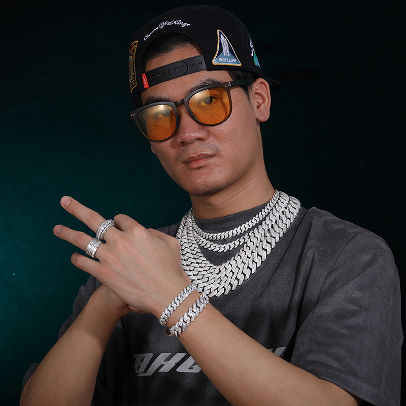 Colar Cubano Unissex TUHE com  - Cuban Link Chain 12Mm avaliação e preço