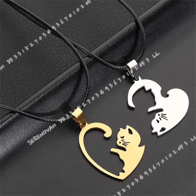 1 Par de Chaveiros Criativos e - Magnetic Couple Matching Necklaces avaliação e preço