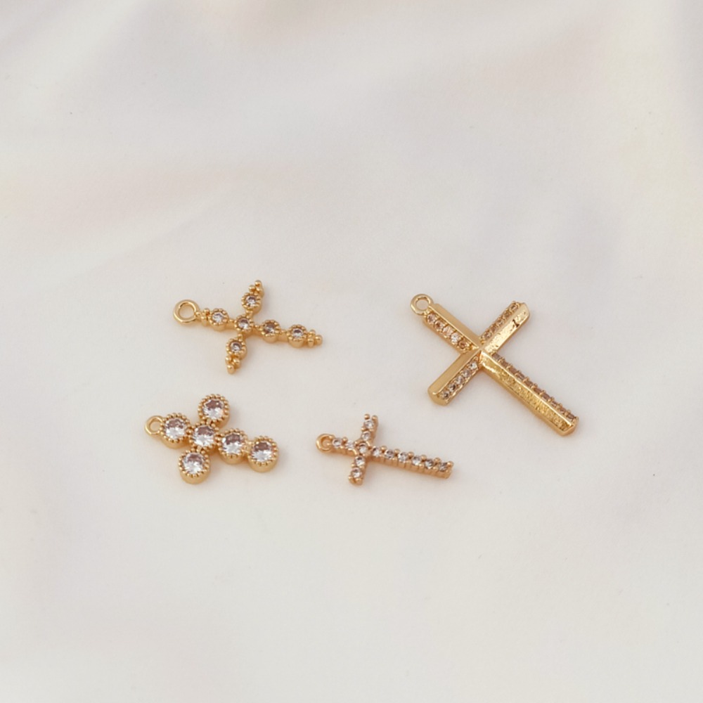 Pulseira com pingente de cruz  - Cross Pendant Necklace Gold avaliação e preço