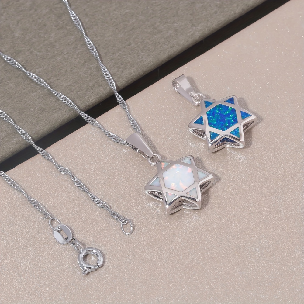 Colar com Pingente Estrela de  - Necklaces avaliação e preço